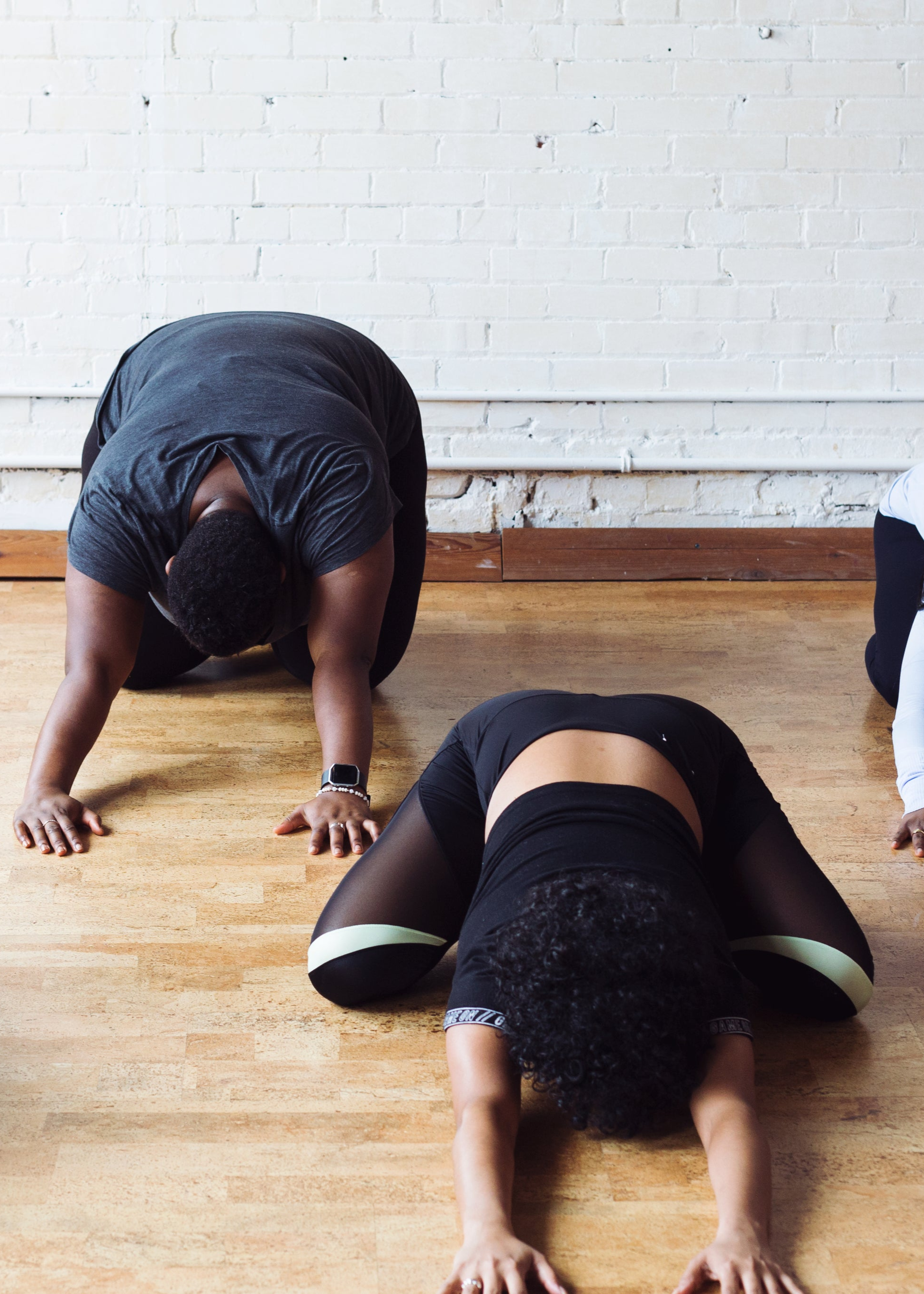 ladies-yoga-stretch.png